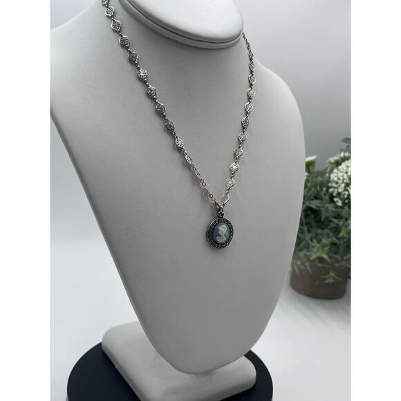 Catherine Popesco France Elegant Cameo Rhinestone Crystal Halo‎ Circle Necklace - Picture 8 of 16